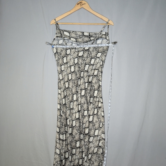 Bebe Sexy Snakeskin Look Dress With Cowl Front Spaghetti Strap Size S - Picture 5 of 10